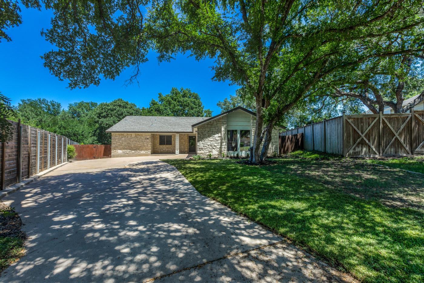 11303 Aloysia DR