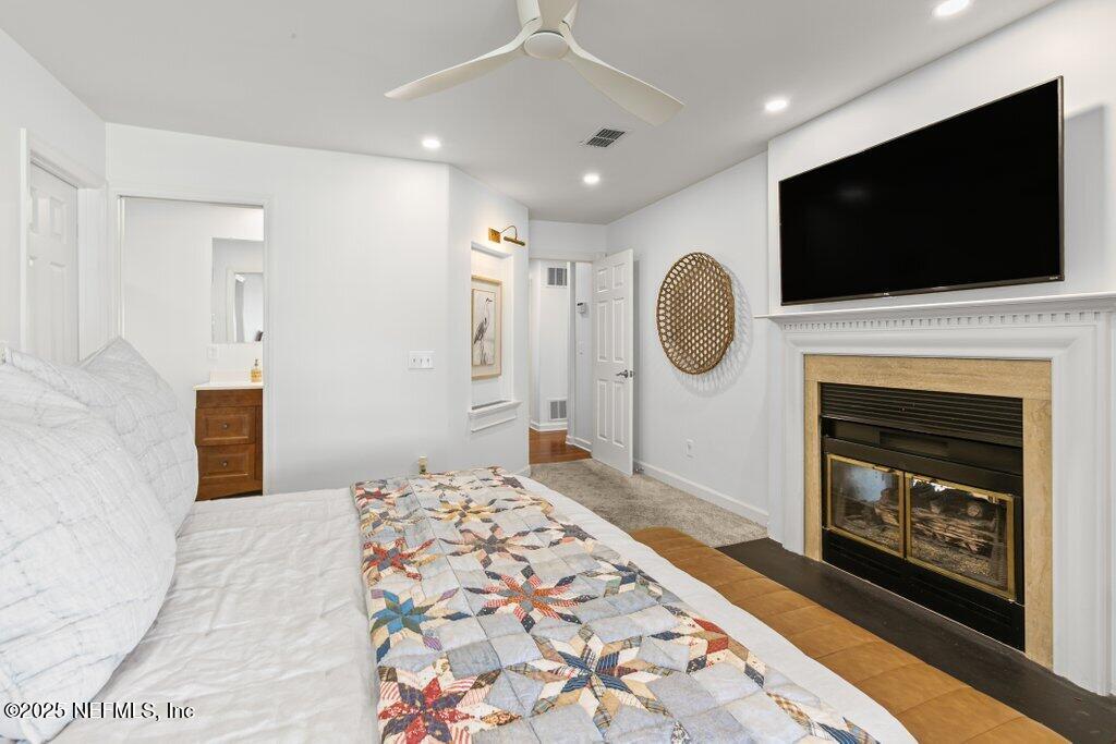 4322 TIDEVIEW Drive