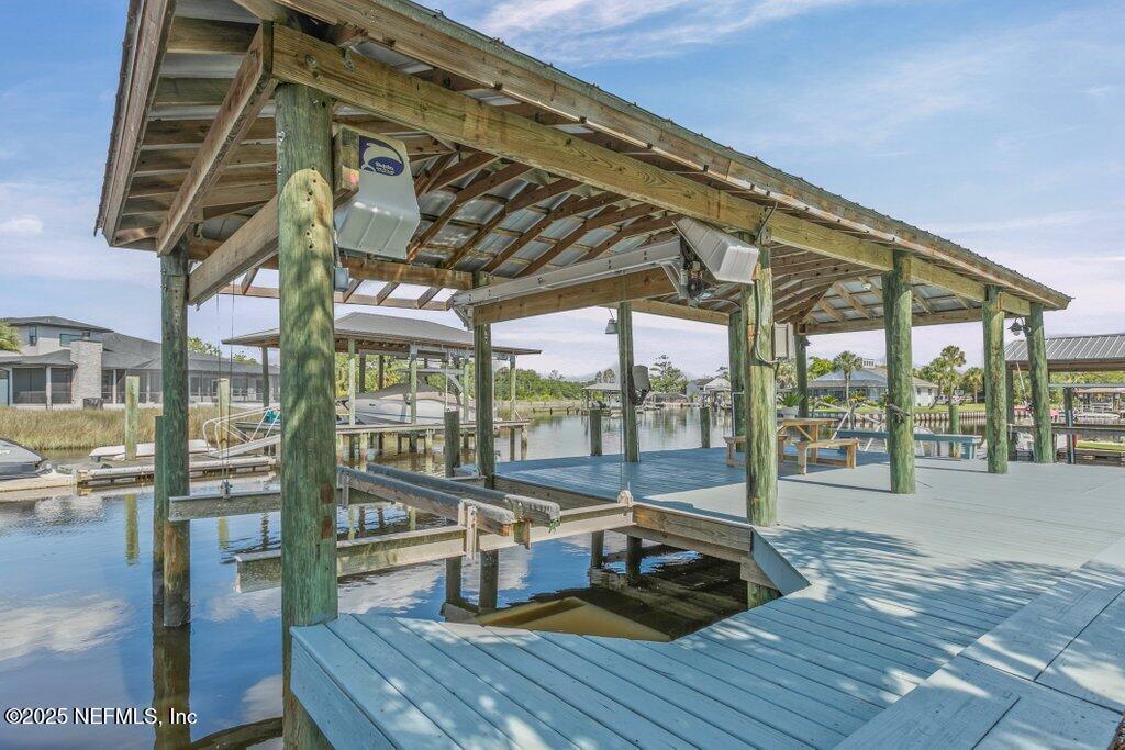 4322 TIDEVIEW Drive