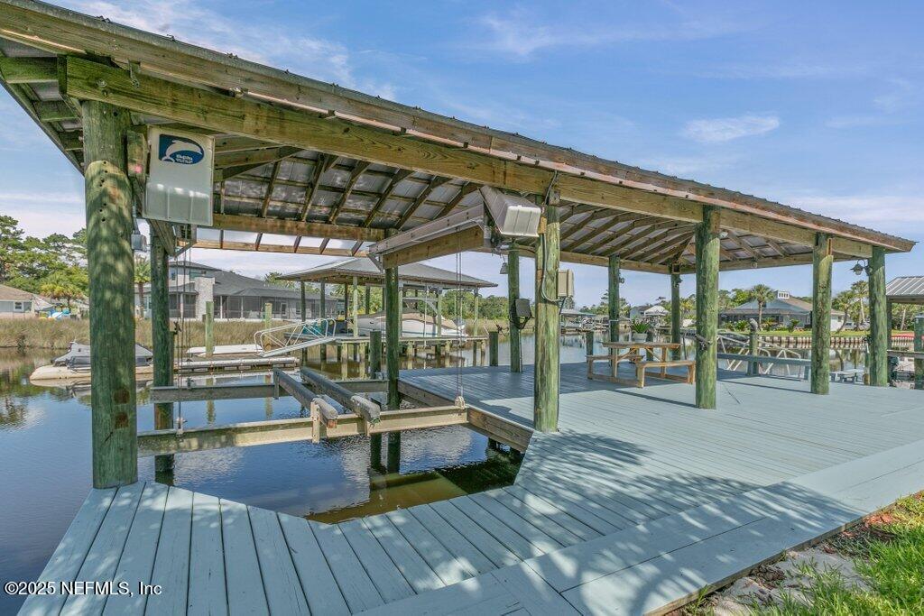 4322 TIDEVIEW Drive