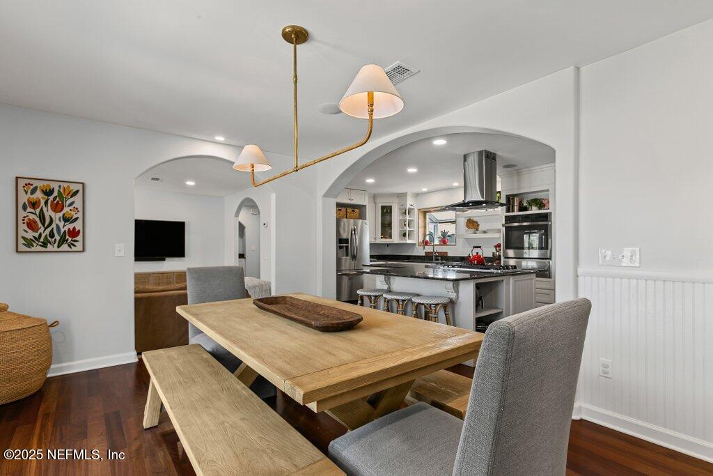 4322 TIDEVIEW Drive