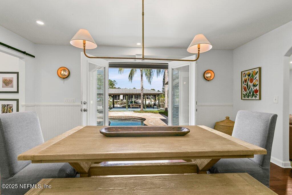 4322 TIDEVIEW Drive