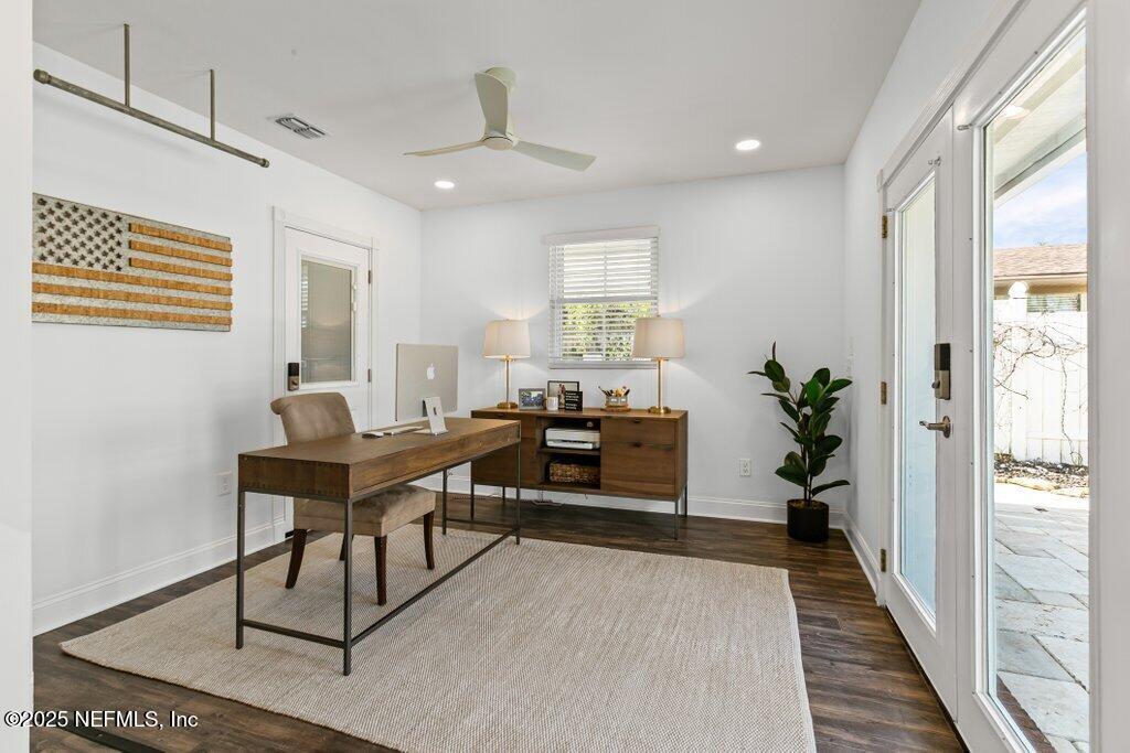 4322 TIDEVIEW Drive
