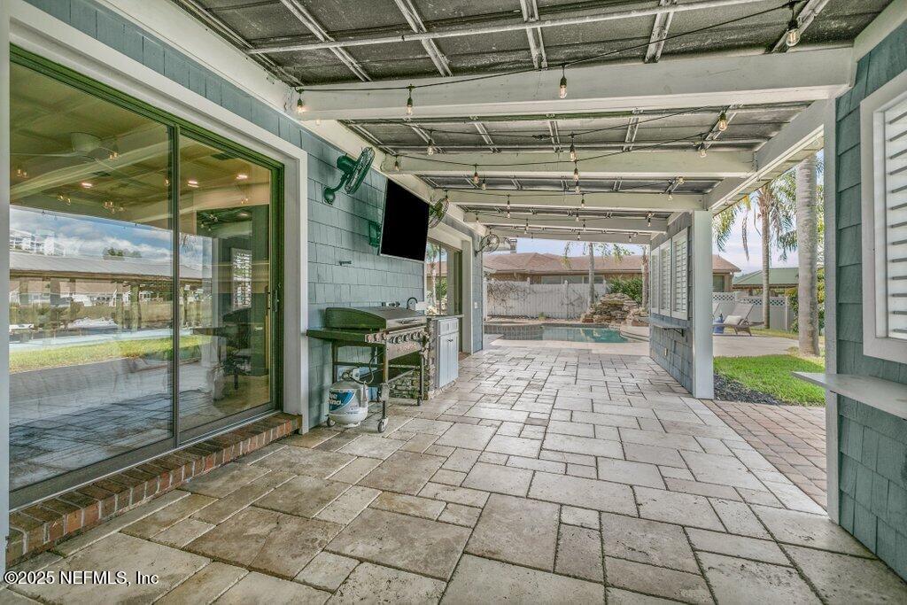 4322 TIDEVIEW Drive