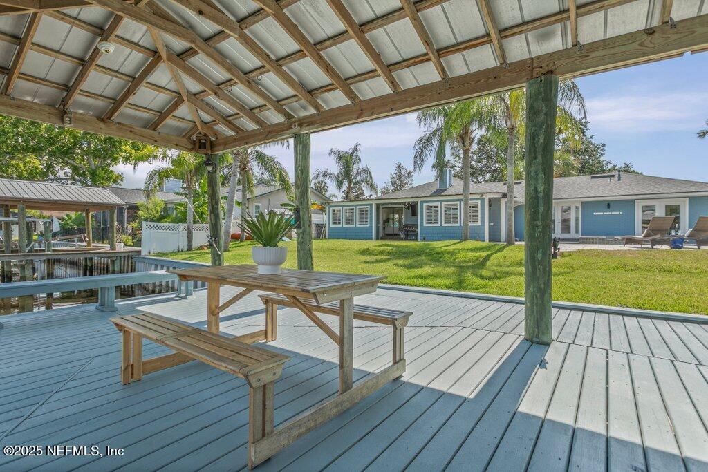 4322 TIDEVIEW Drive