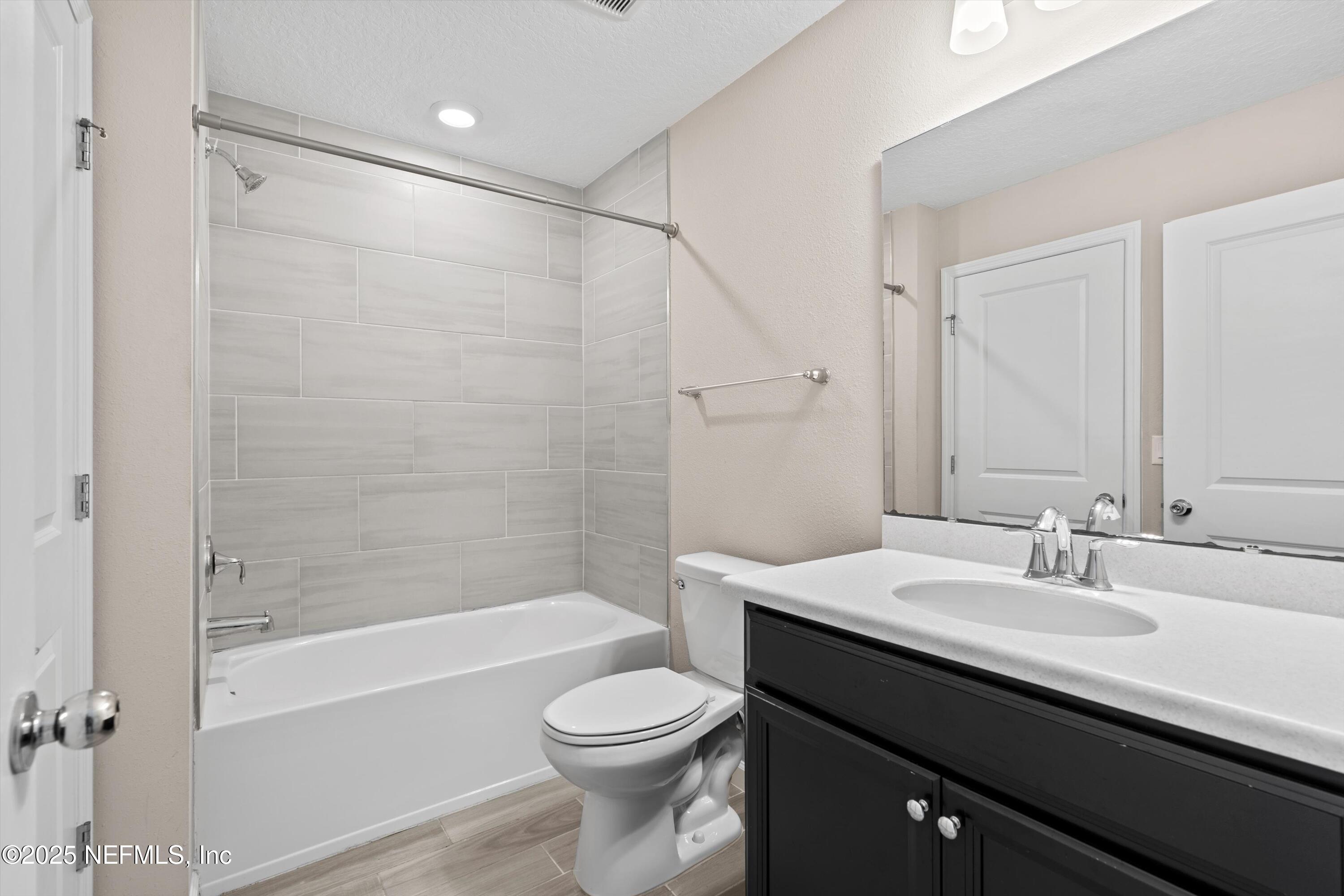 1180 BEACH DUNE Drive 1180