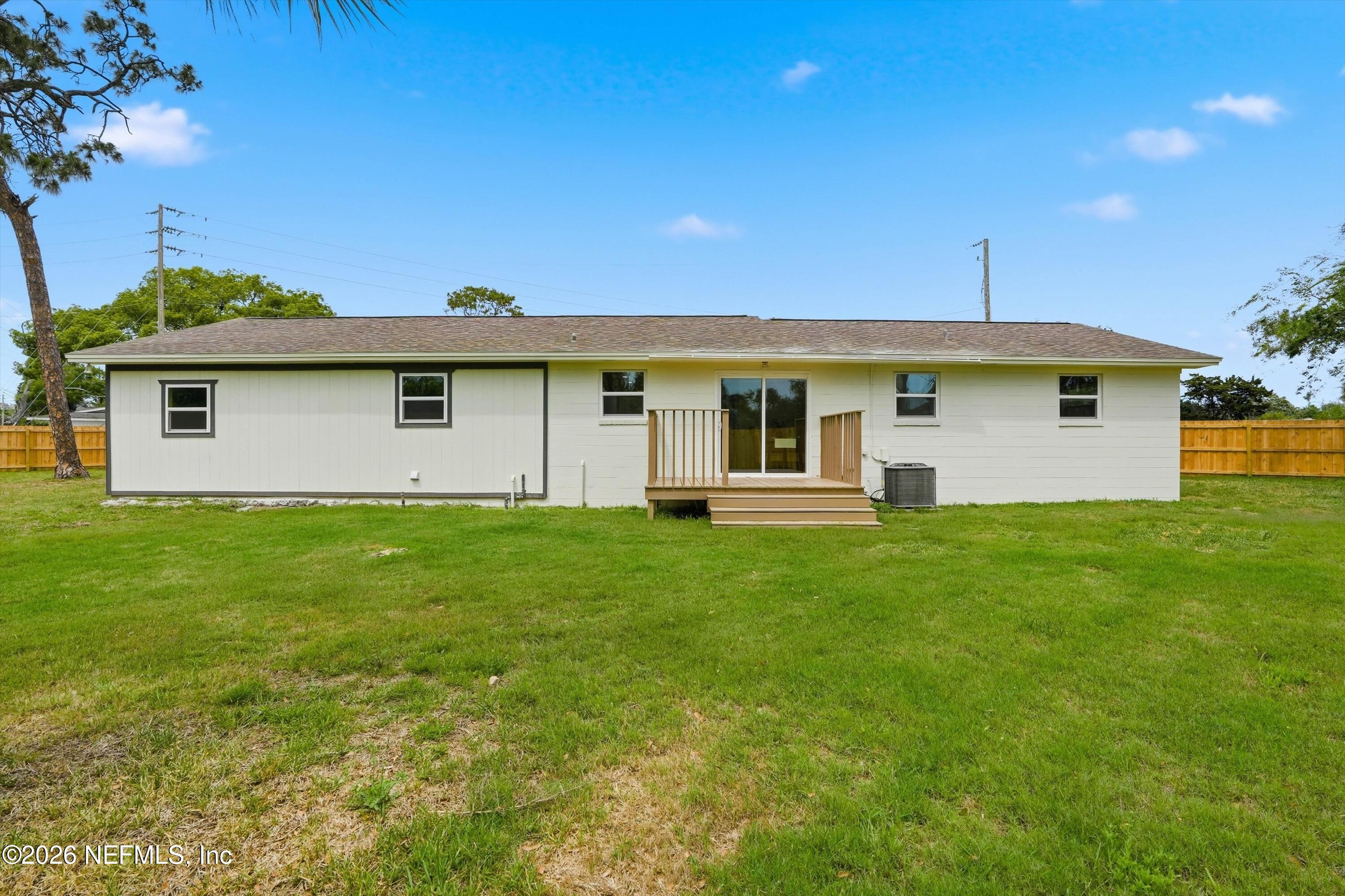 850 HOLLY Drive