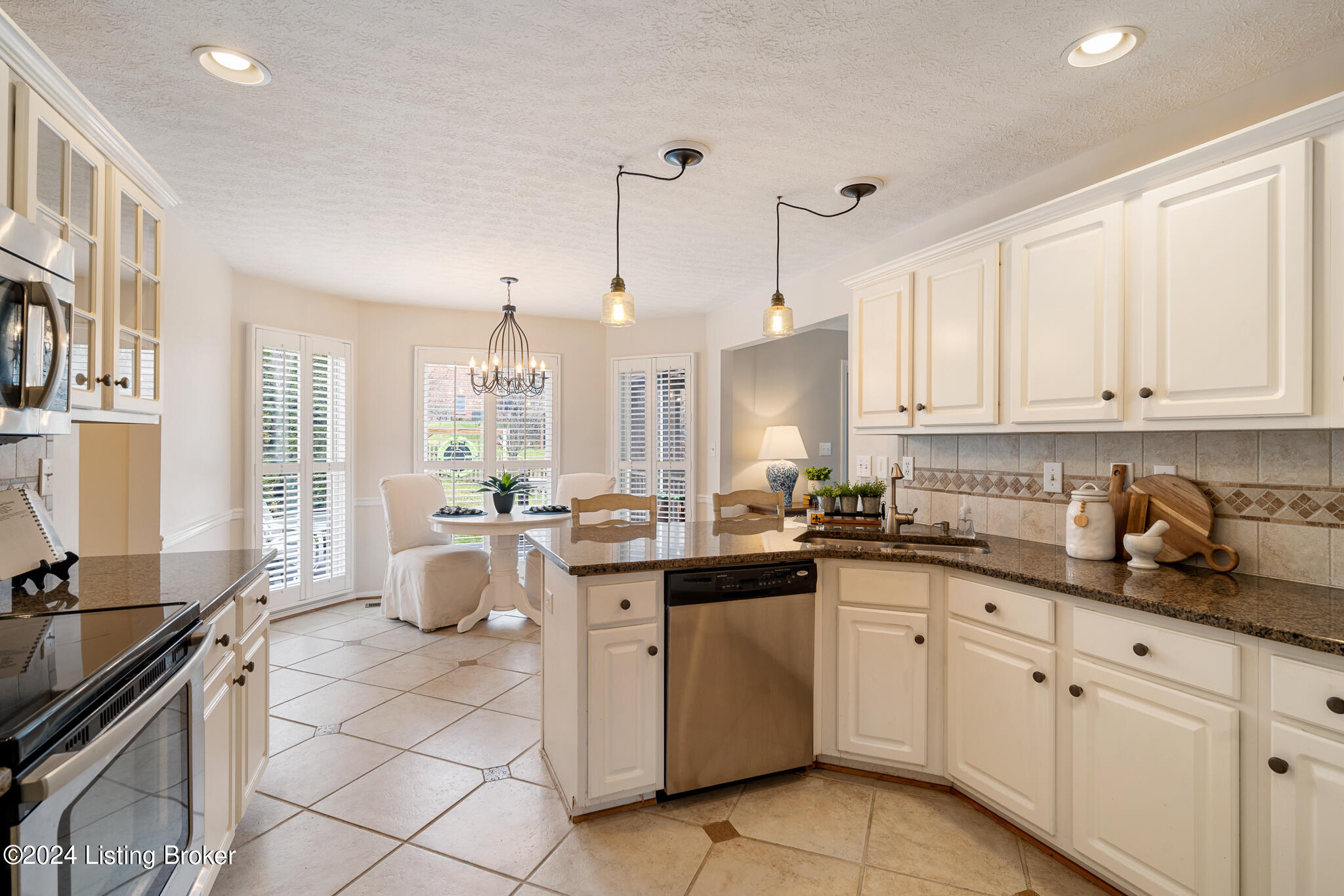 11201 Carriage View Way