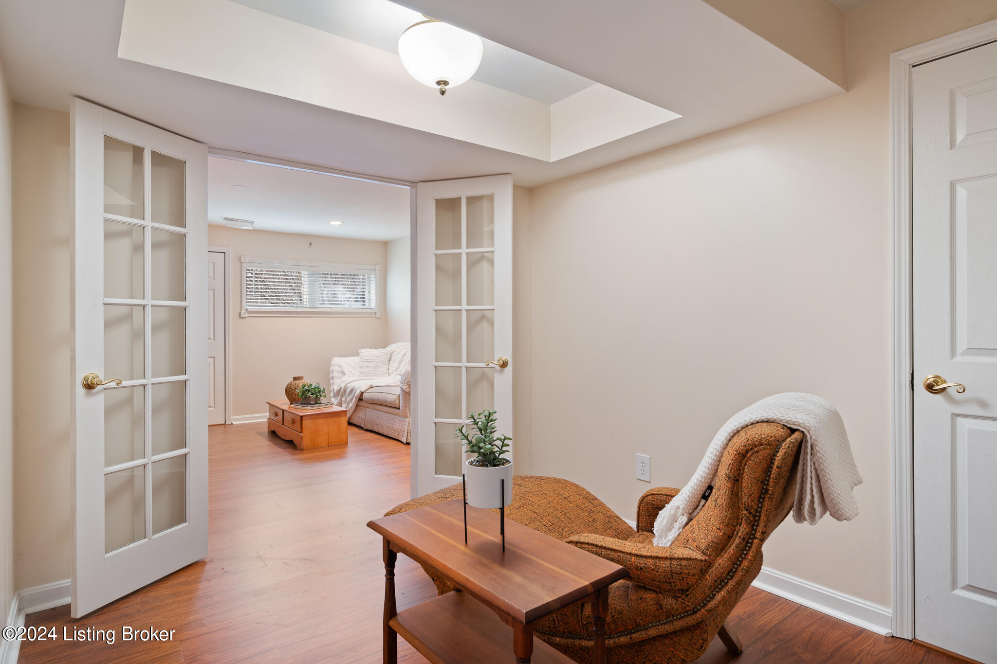 11201 Carriage View Way