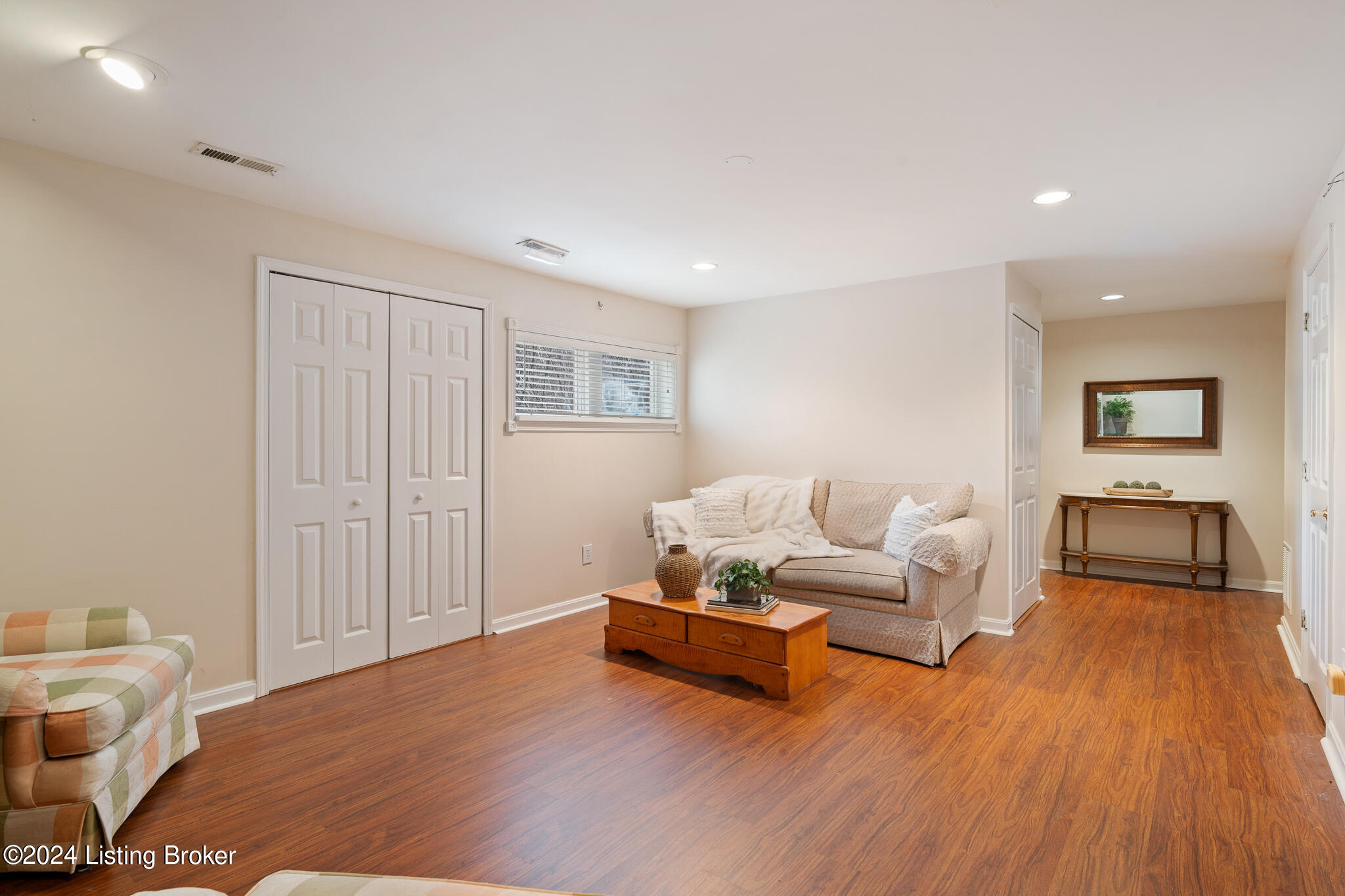 11201 Carriage View Way