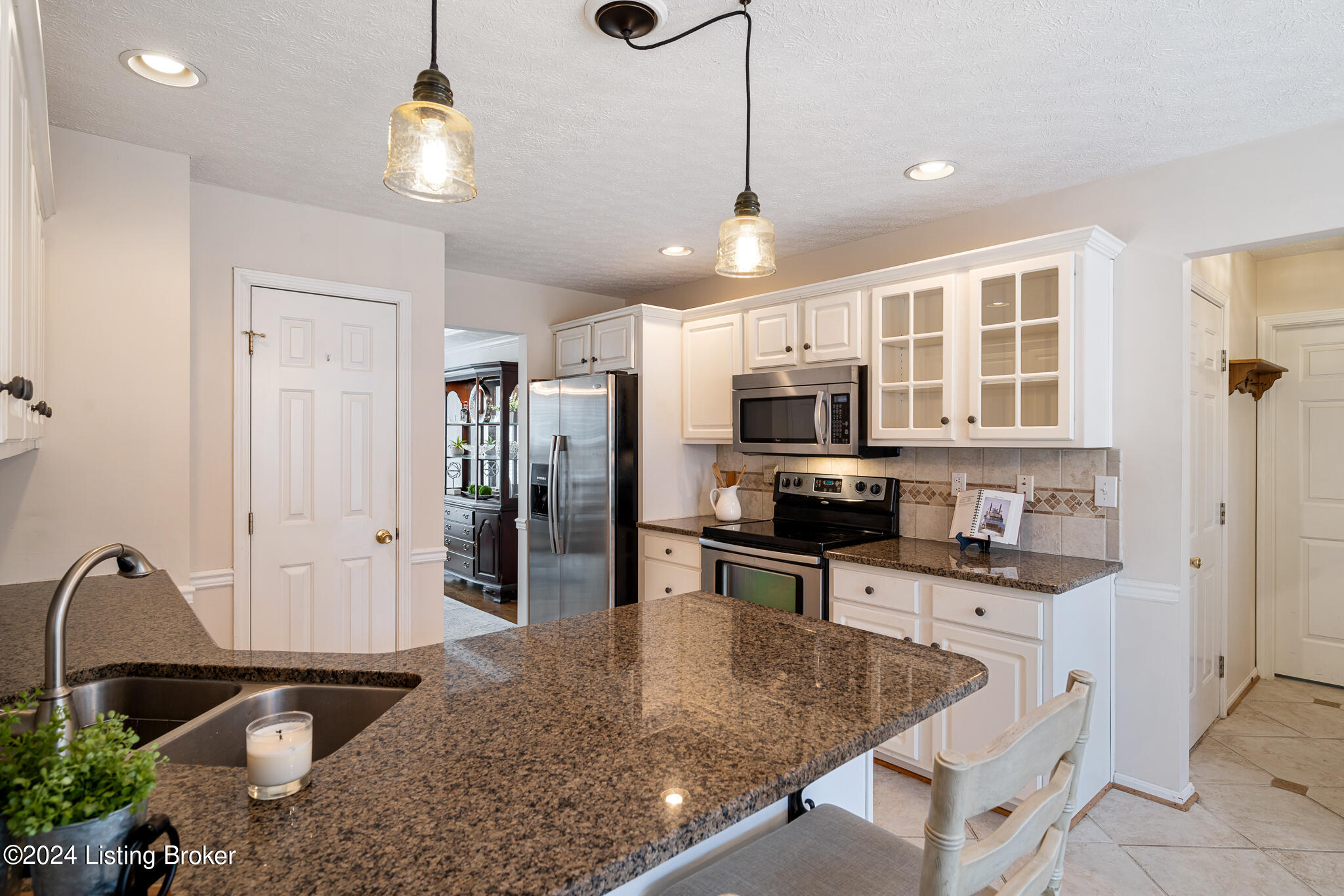 11201 Carriage View Way