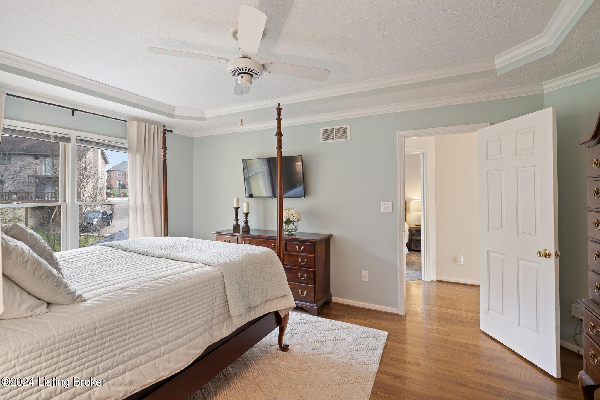 11201 Carriage View Way