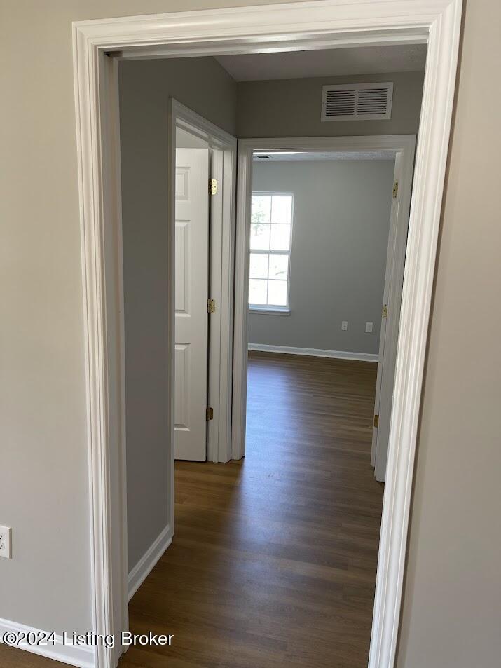 5030 Woodridge Lake Blvd