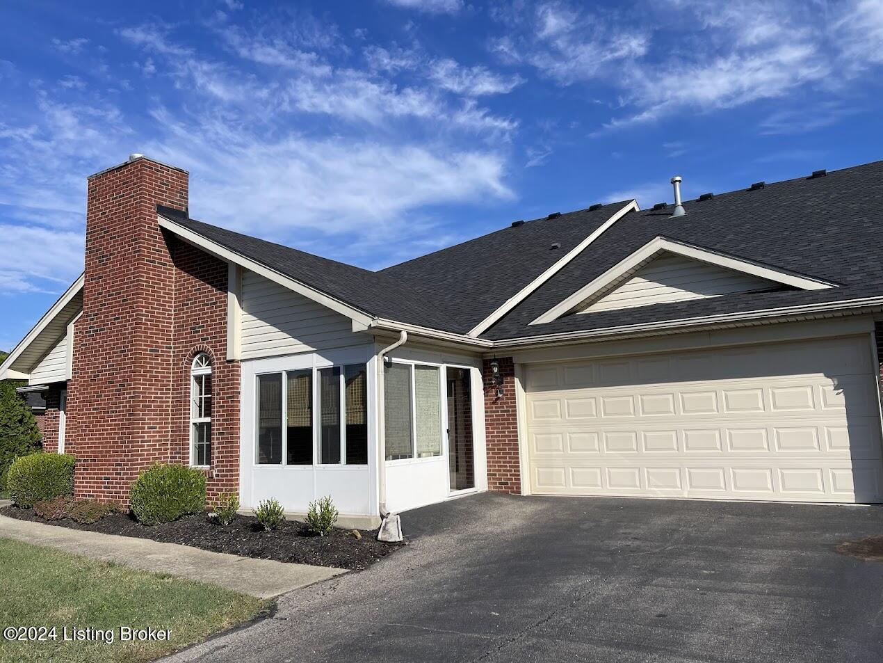 5030 Woodridge Lake Blvd