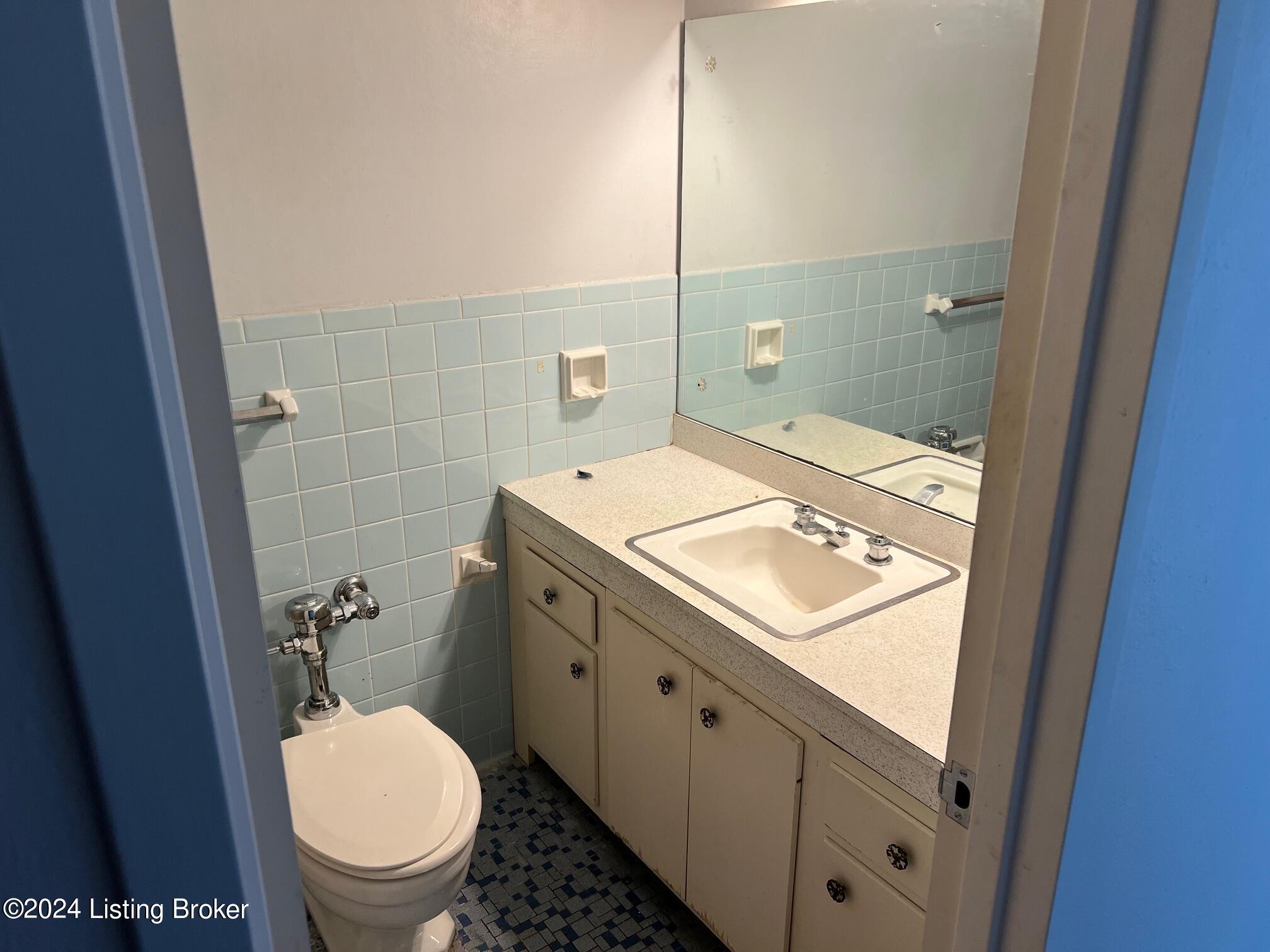 3320 Bardstown Rd 121