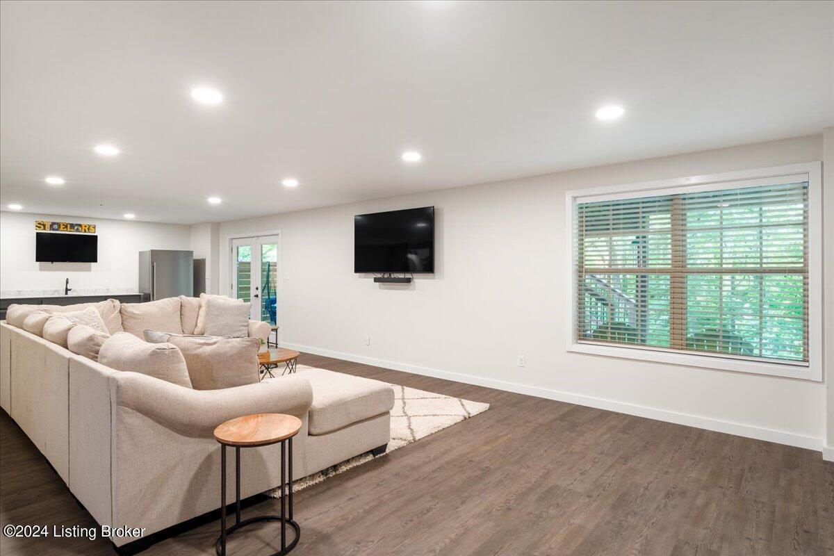 1904 Belay Way