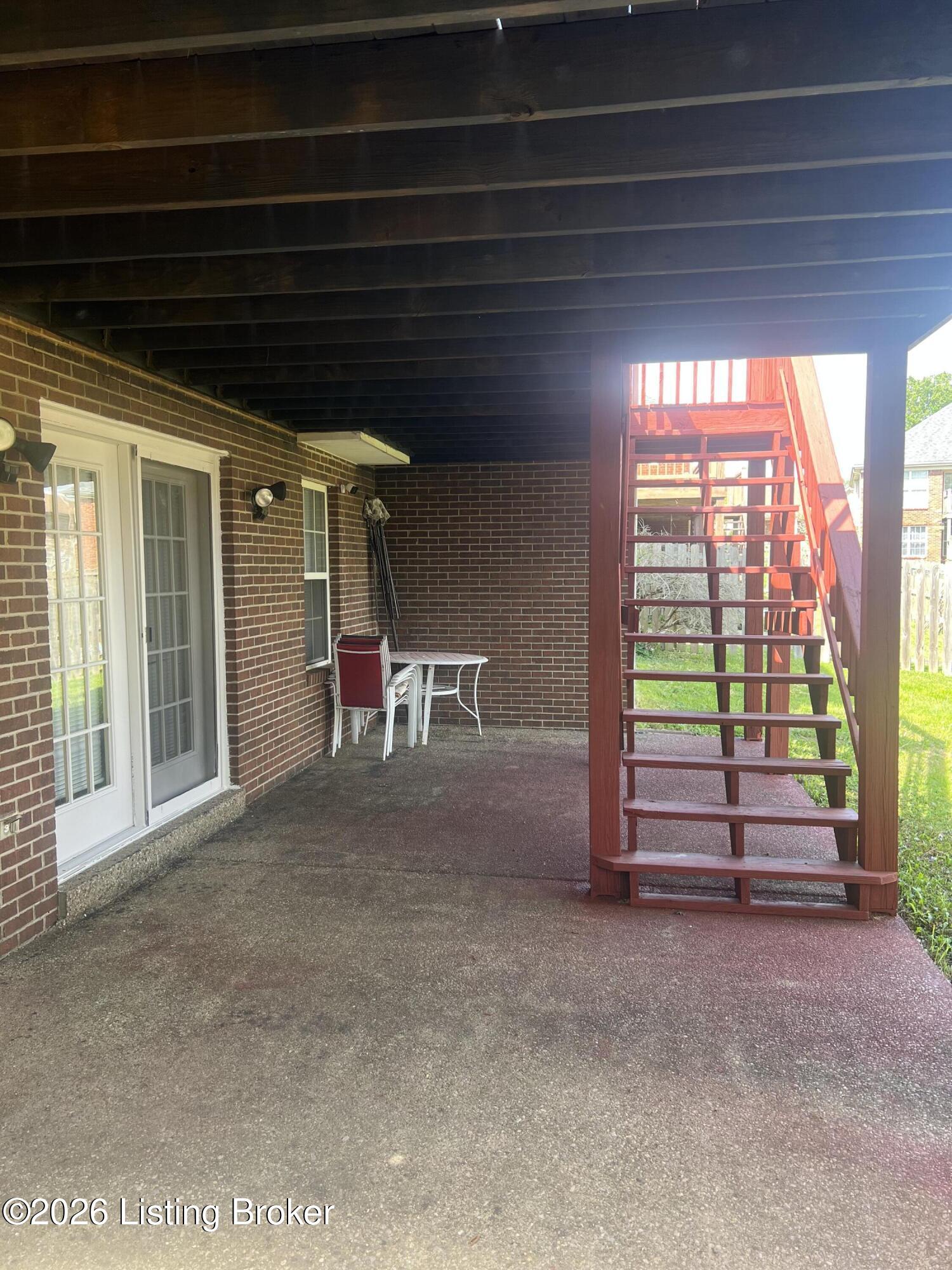 6807 Brighton Springs Ln