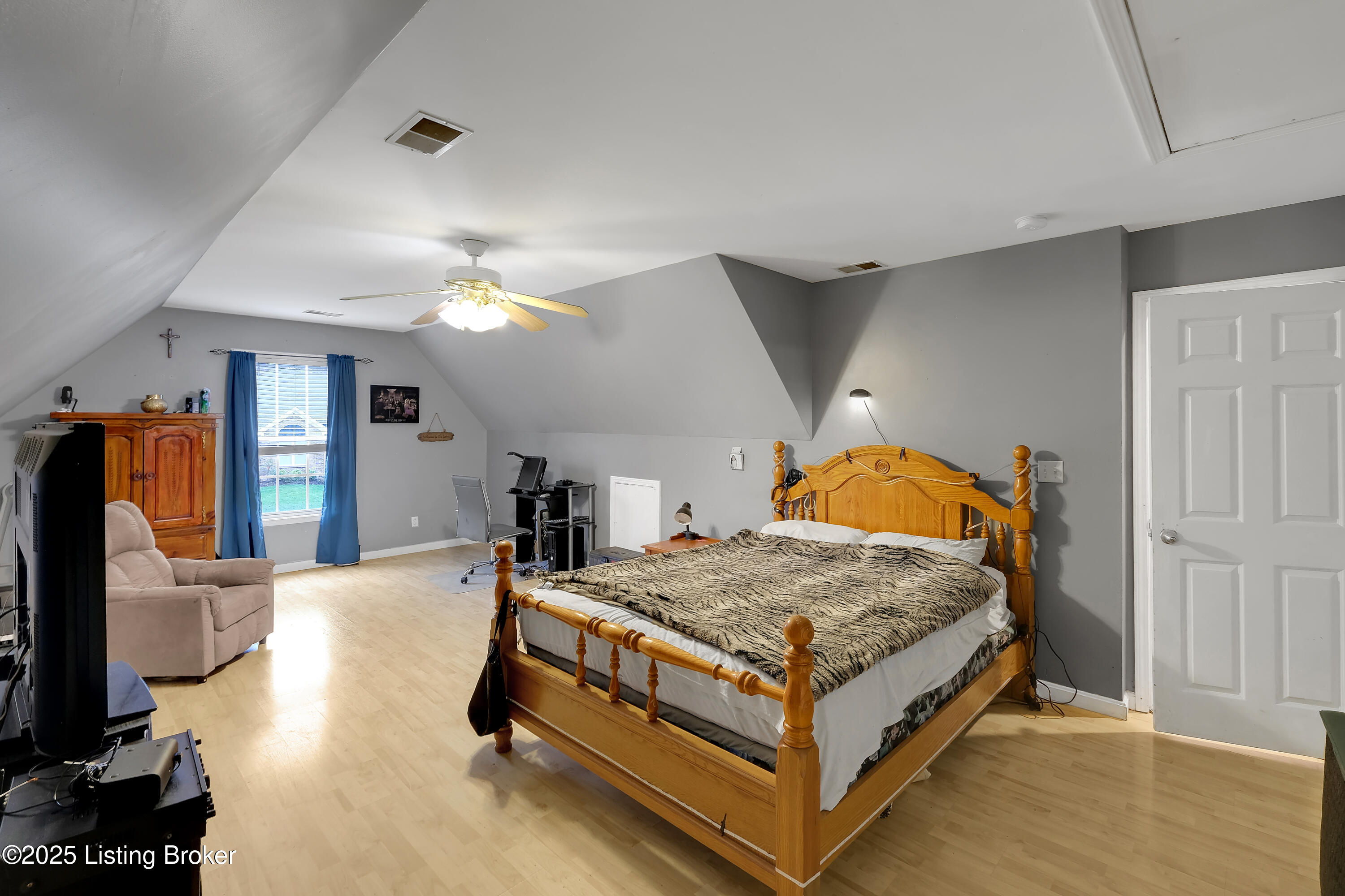 10600 Hickory Grove Dr