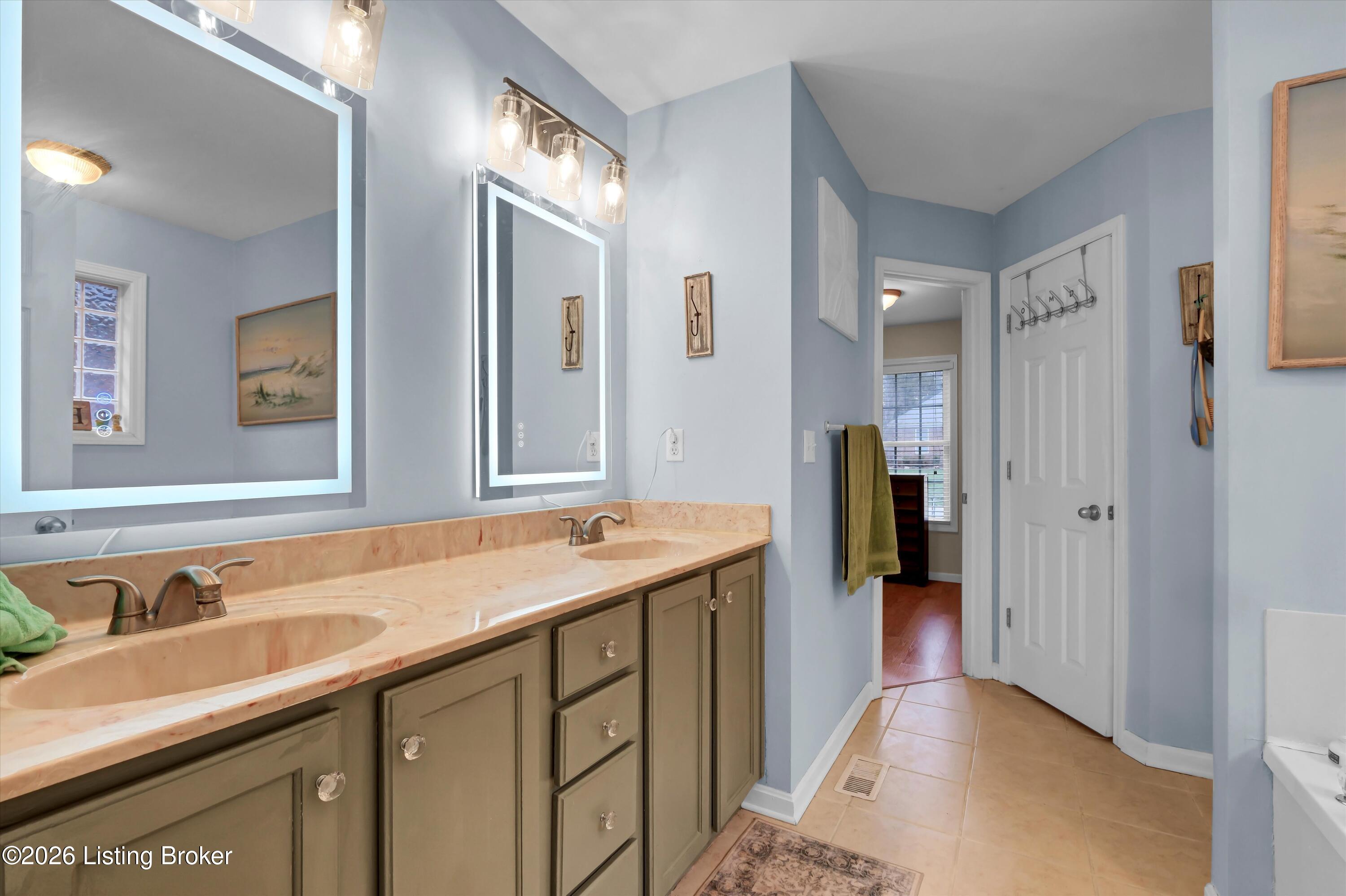 10600 Hickory Grove Dr