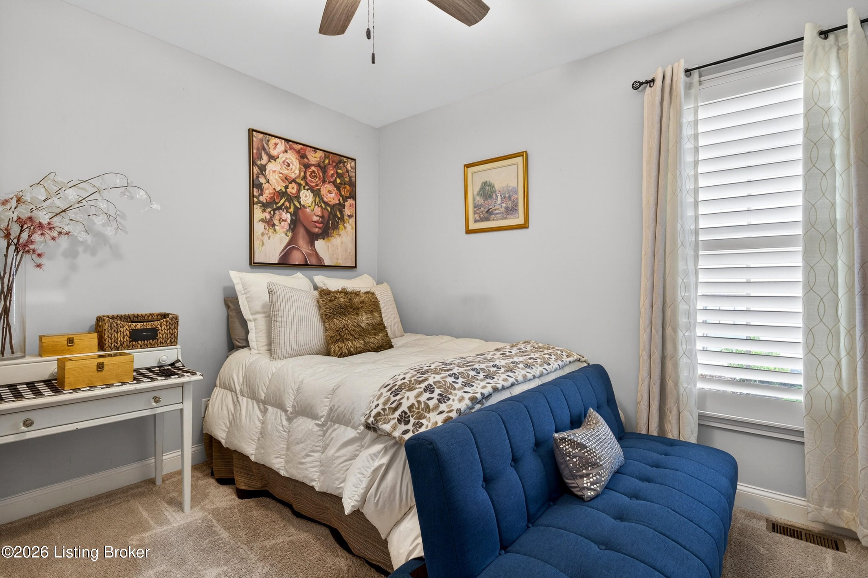 216 Locust Park Pl