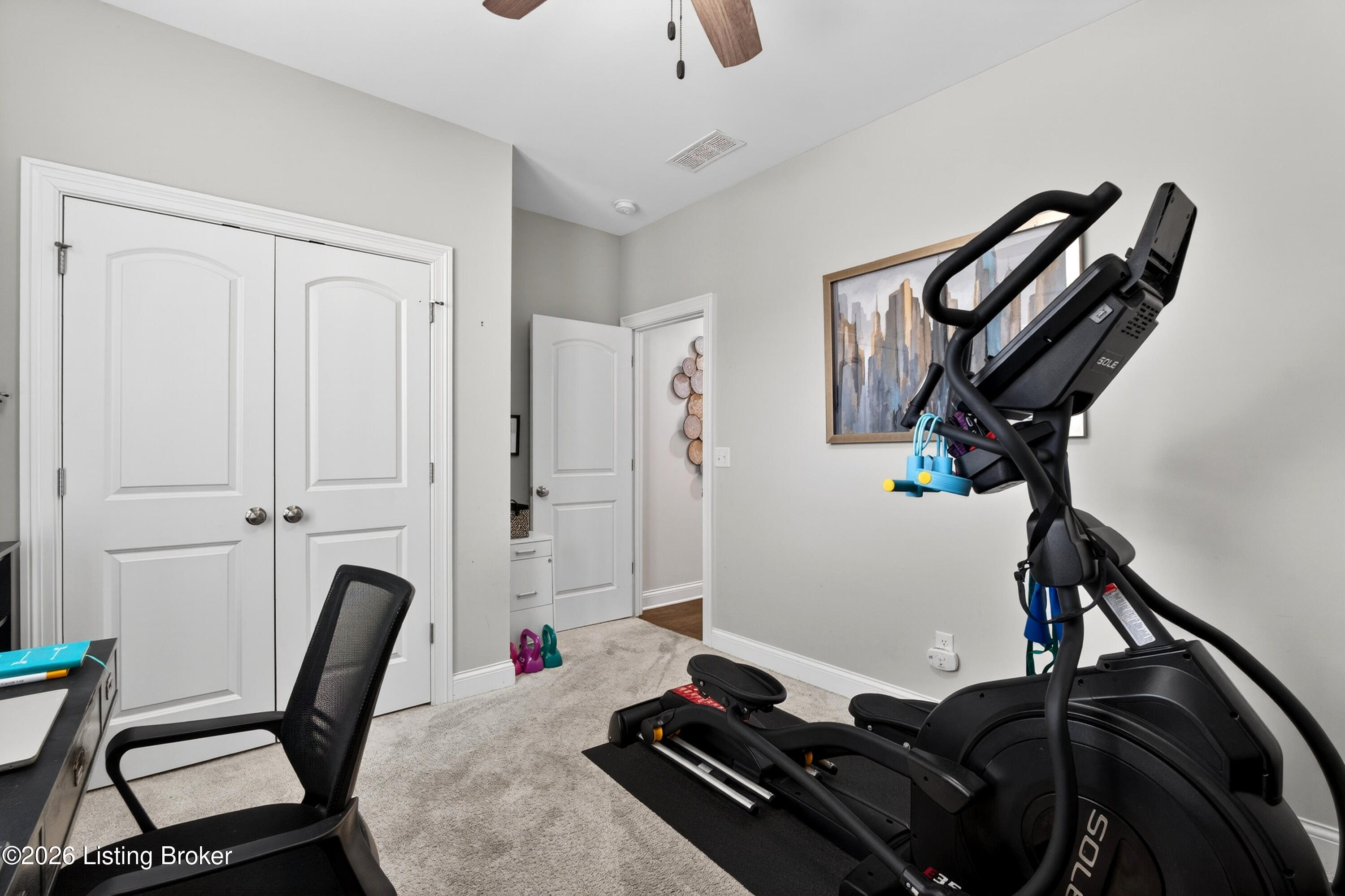 216 Locust Park Pl