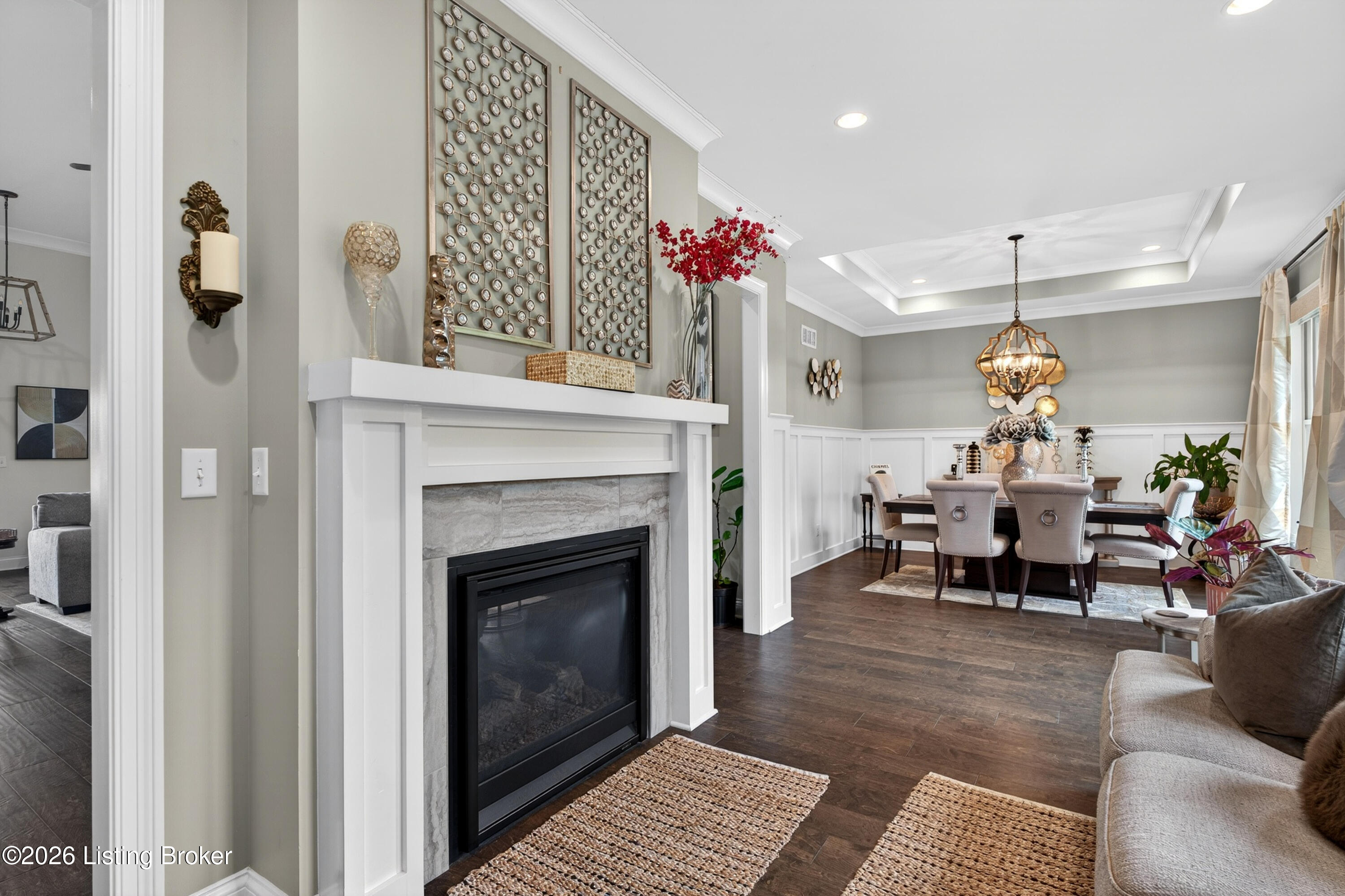 216 Locust Park Pl