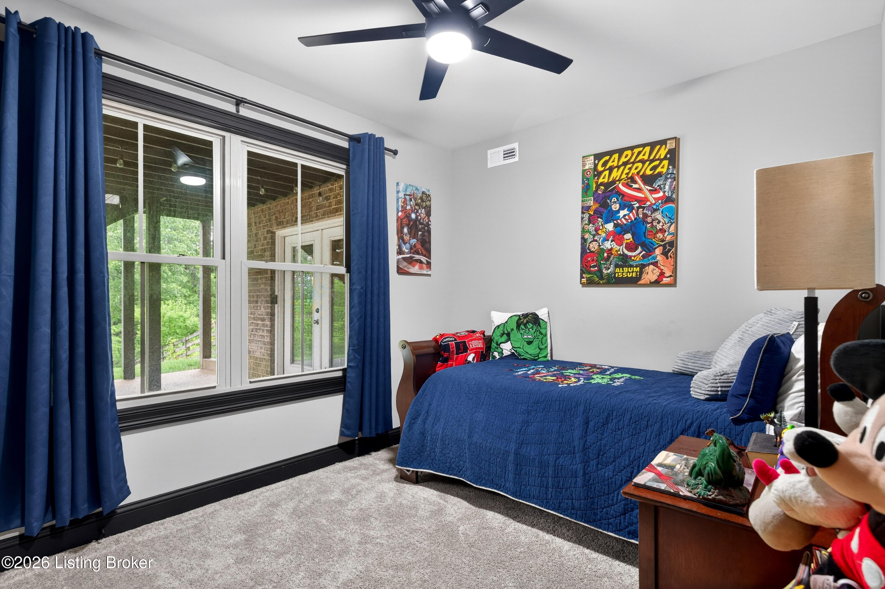 216 Locust Park Pl