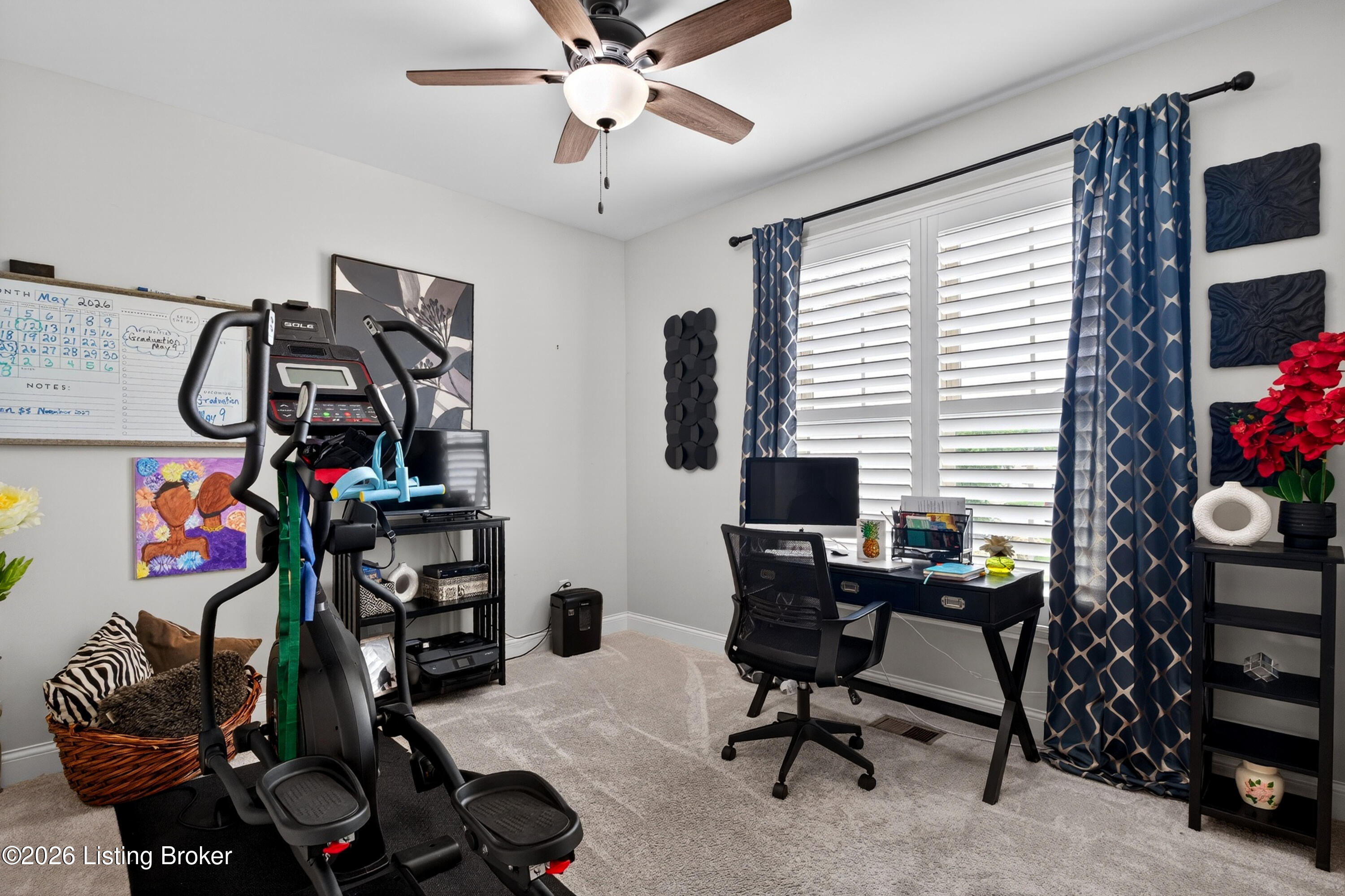 216 Locust Park Pl