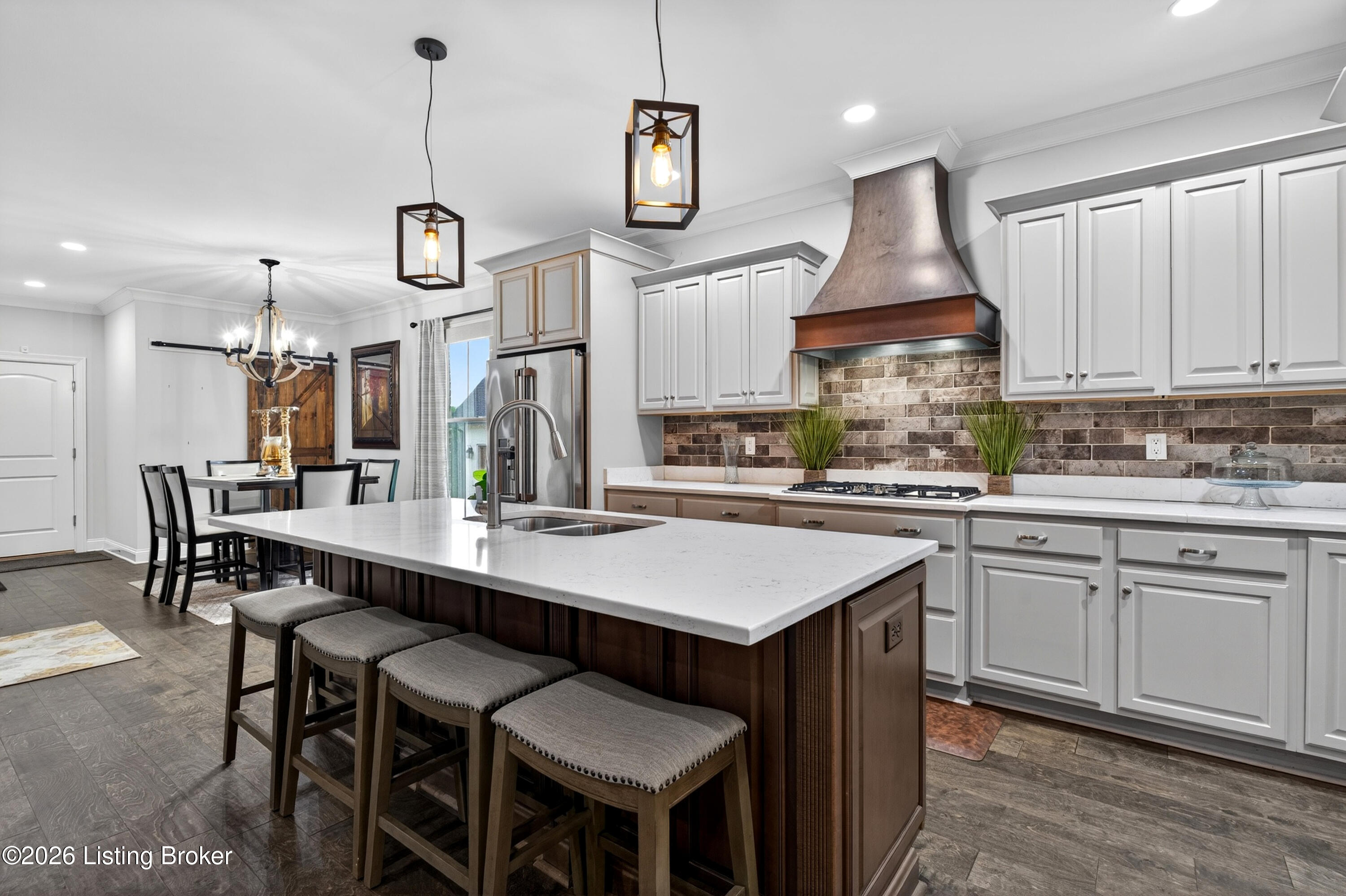 216 Locust Park Pl
