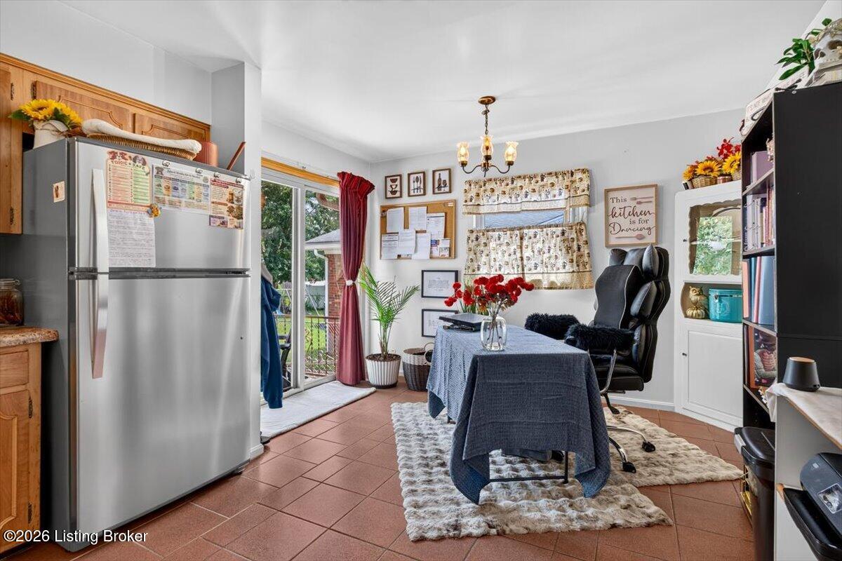3911 Serene Way