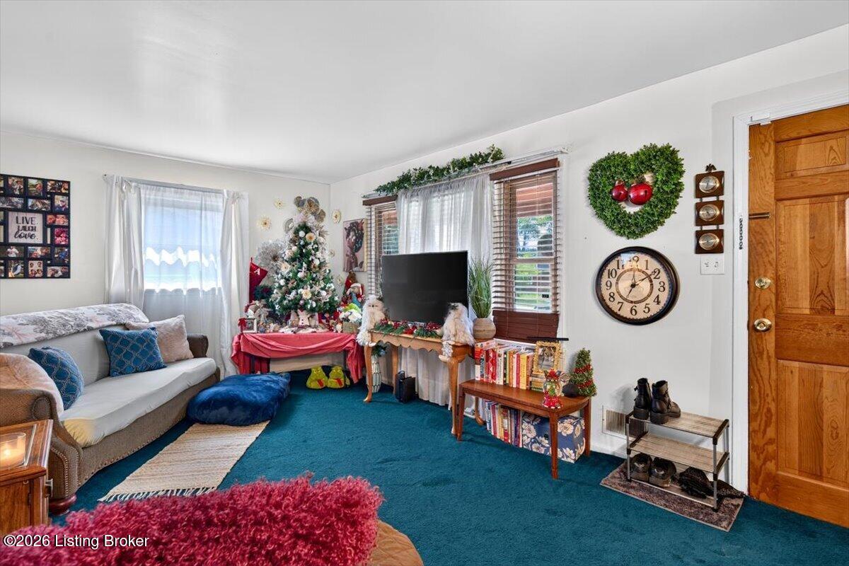 3911 Serene Way