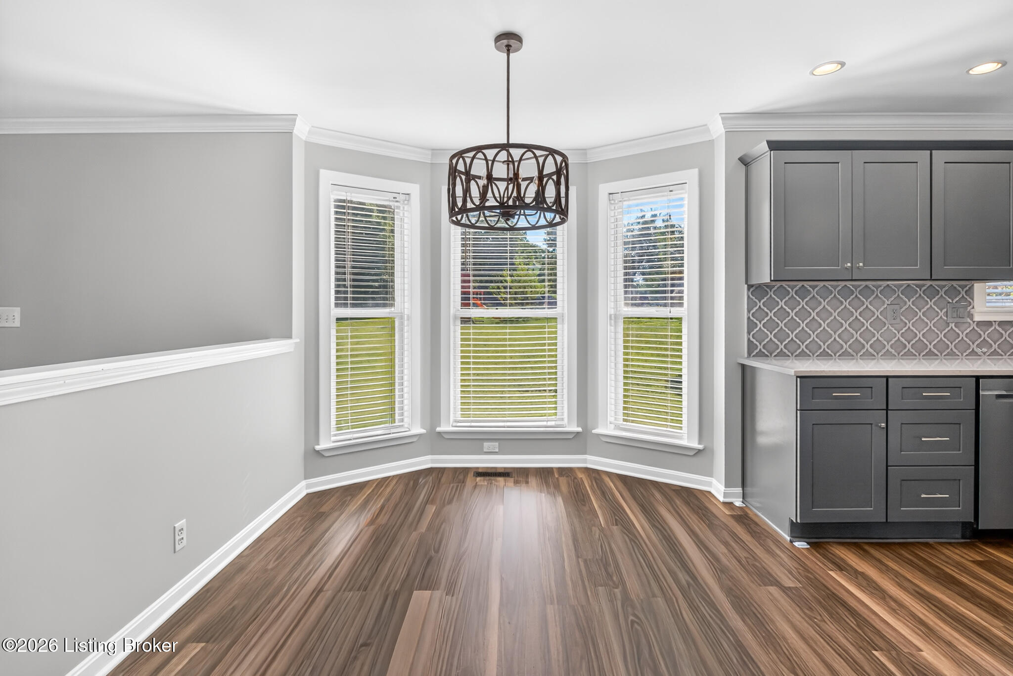 5111 Oaklawn Park Dr