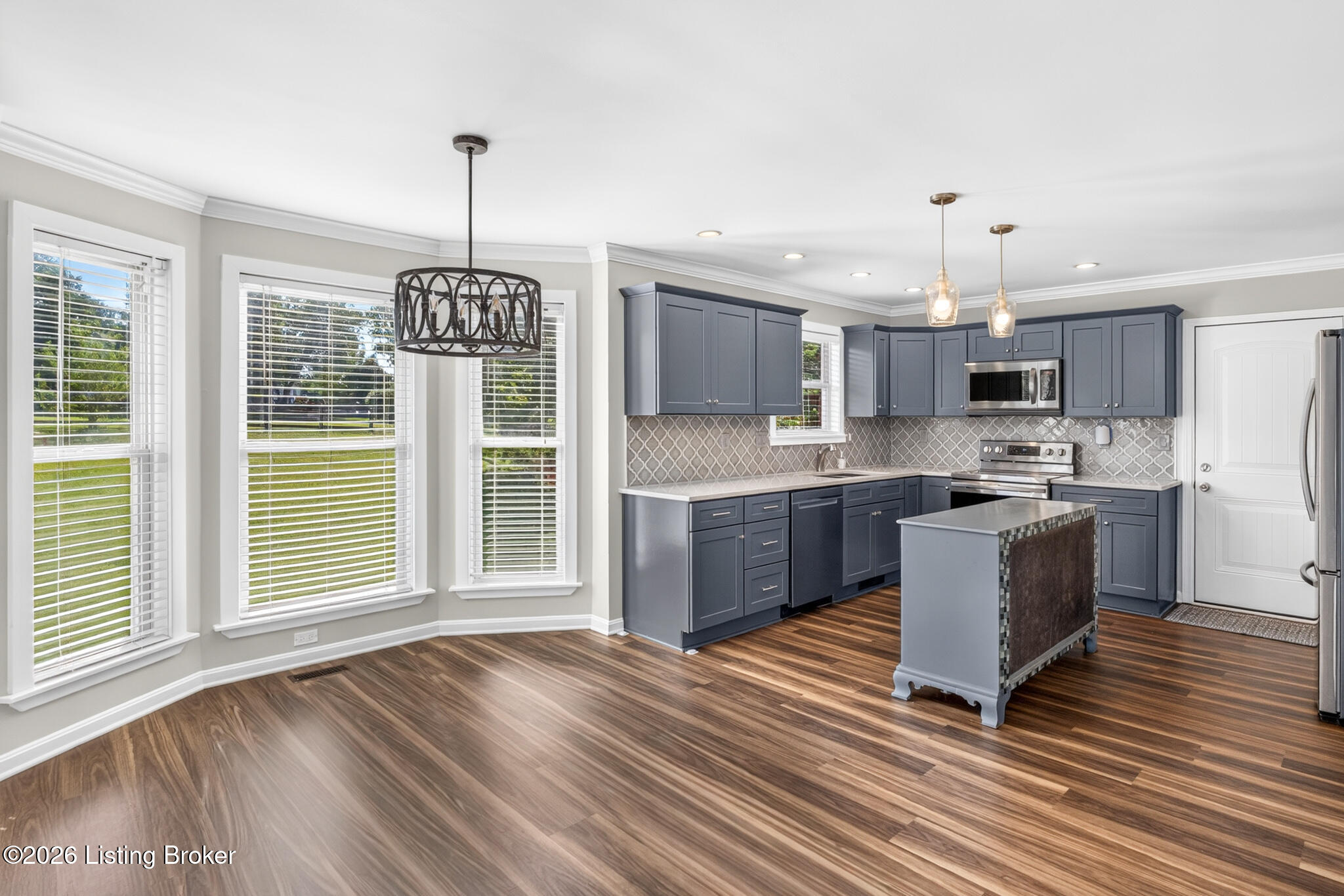5111 Oaklawn Park Dr