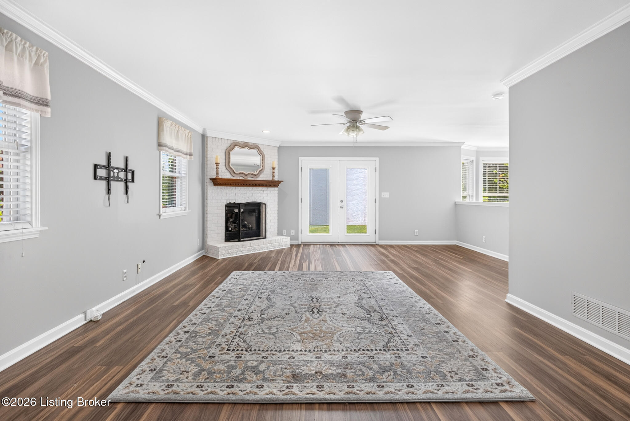 5111 Oaklawn Park Dr
