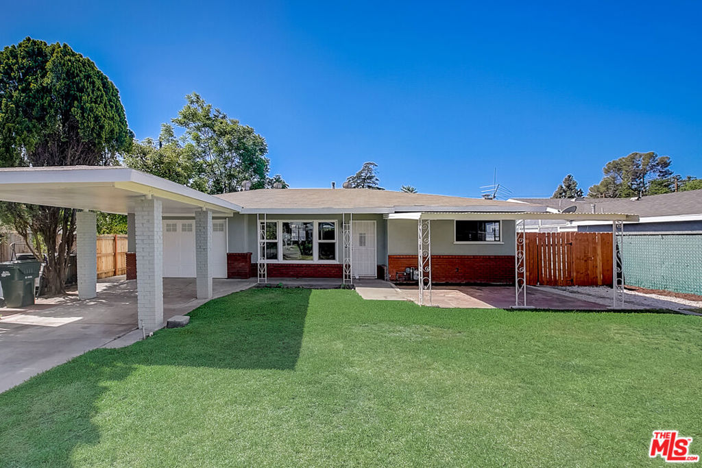 1411 ENCINO Avenue