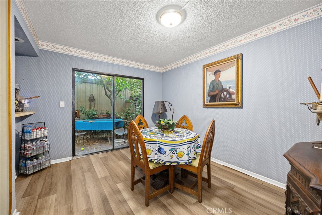 242 N ORANGE GROVE Boulevard