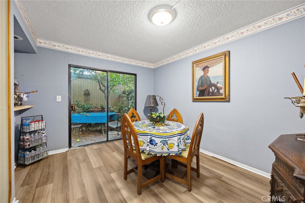 242 N ORANGE GROVE Boulevard