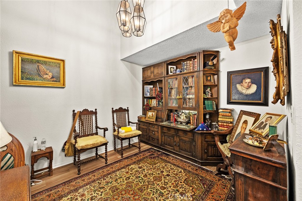 242 N ORANGE GROVE Boulevard