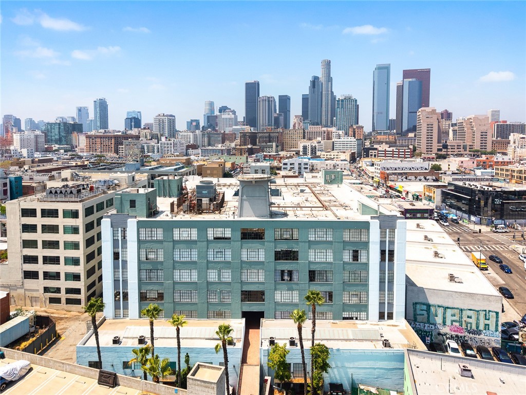 420 S SAN PEDRO Street 427