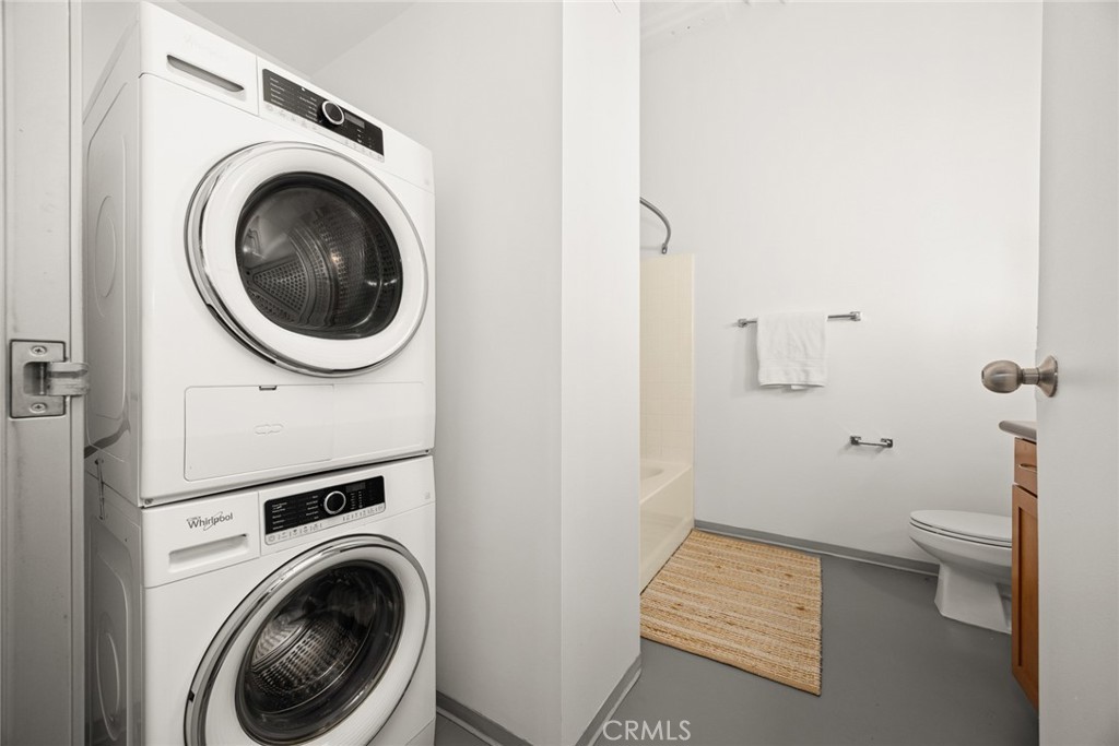 420 S SAN PEDRO Street 427