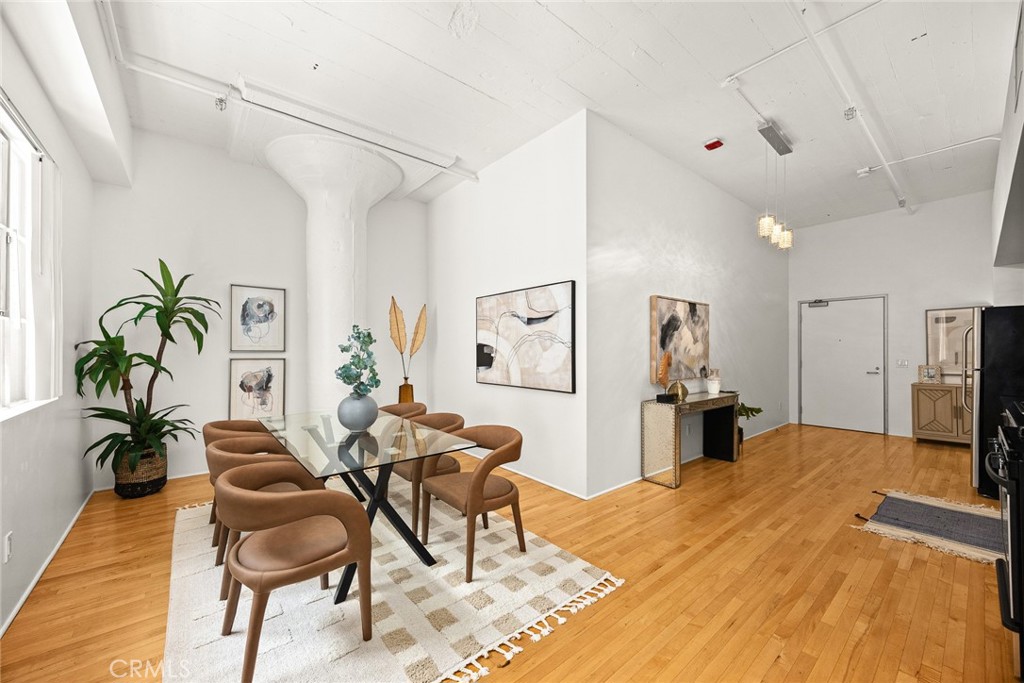 420 S SAN PEDRO Street 427