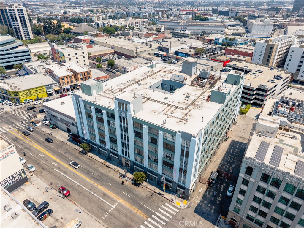 420 S SAN PEDRO Street 427