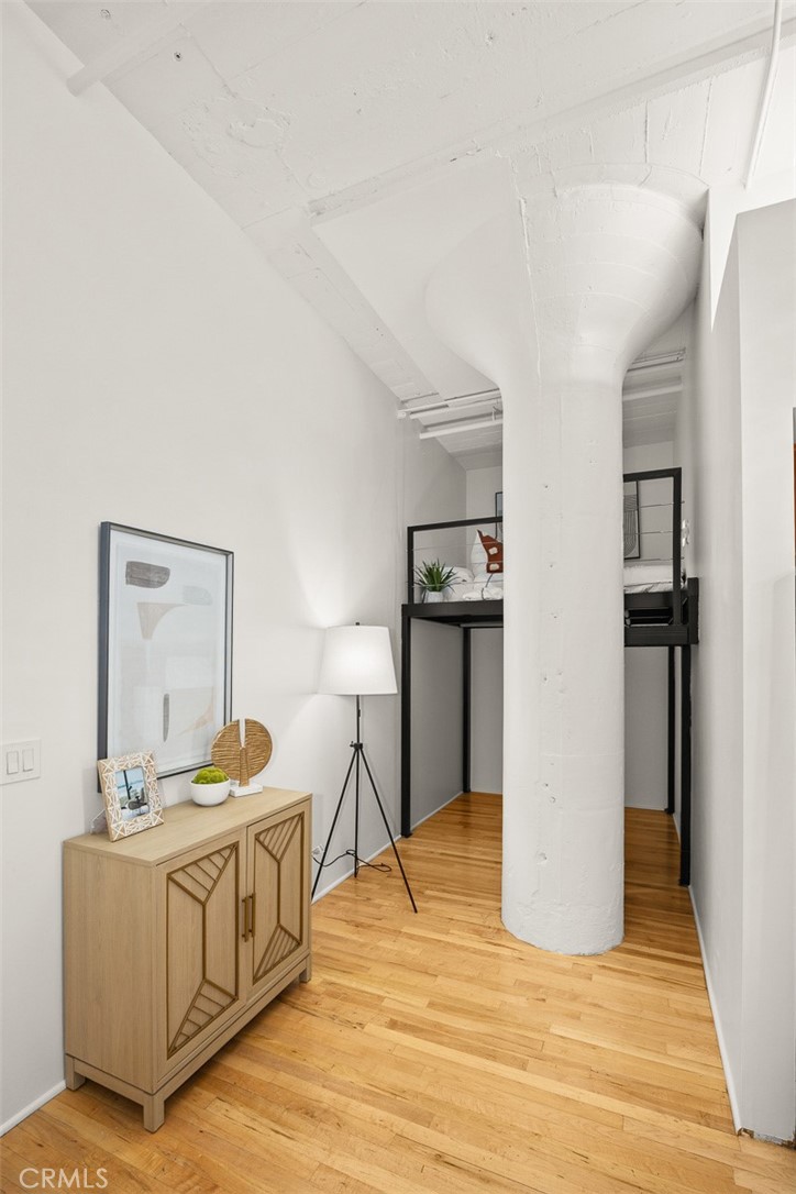 420 S SAN PEDRO Street 427