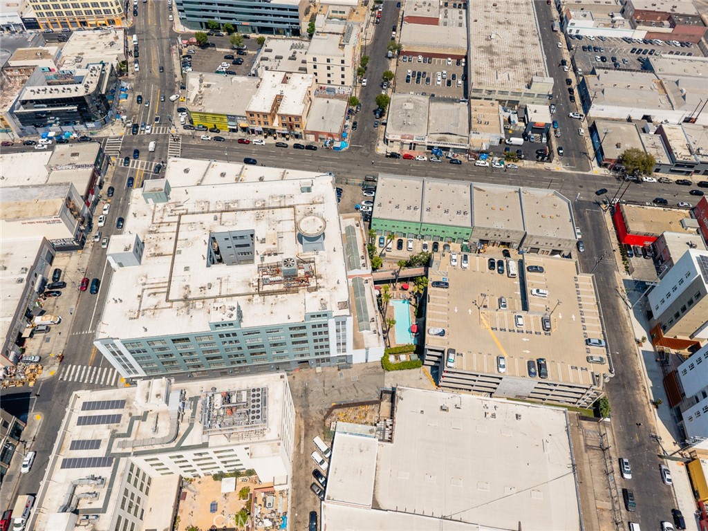 420 S SAN PEDRO Street 427