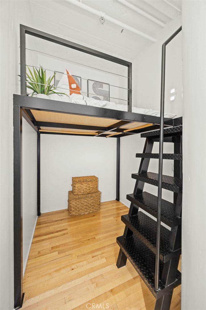 420 S SAN PEDRO Street 427