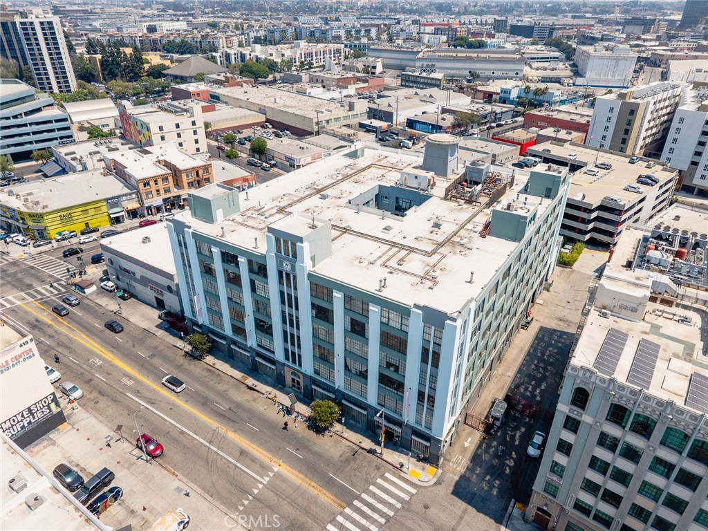 420 S SAN PEDRO Street 427