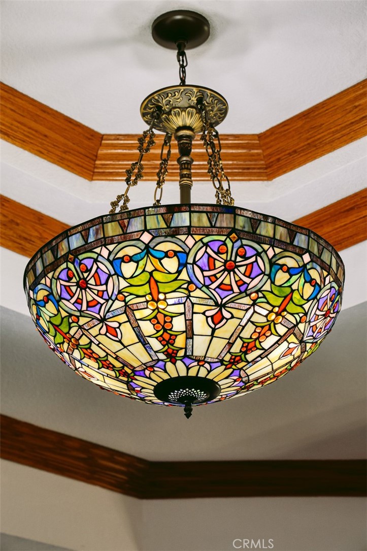 151 E LONGDEN Avenue E