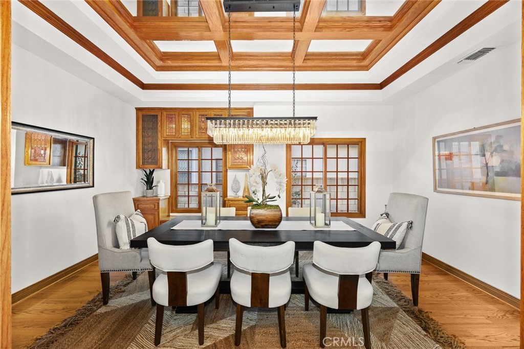 151 E LONGDEN Avenue E