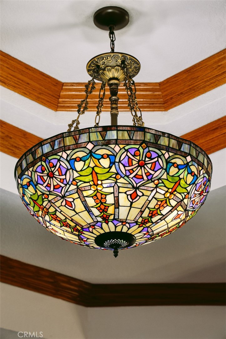 151 E LONGDEN Avenue E