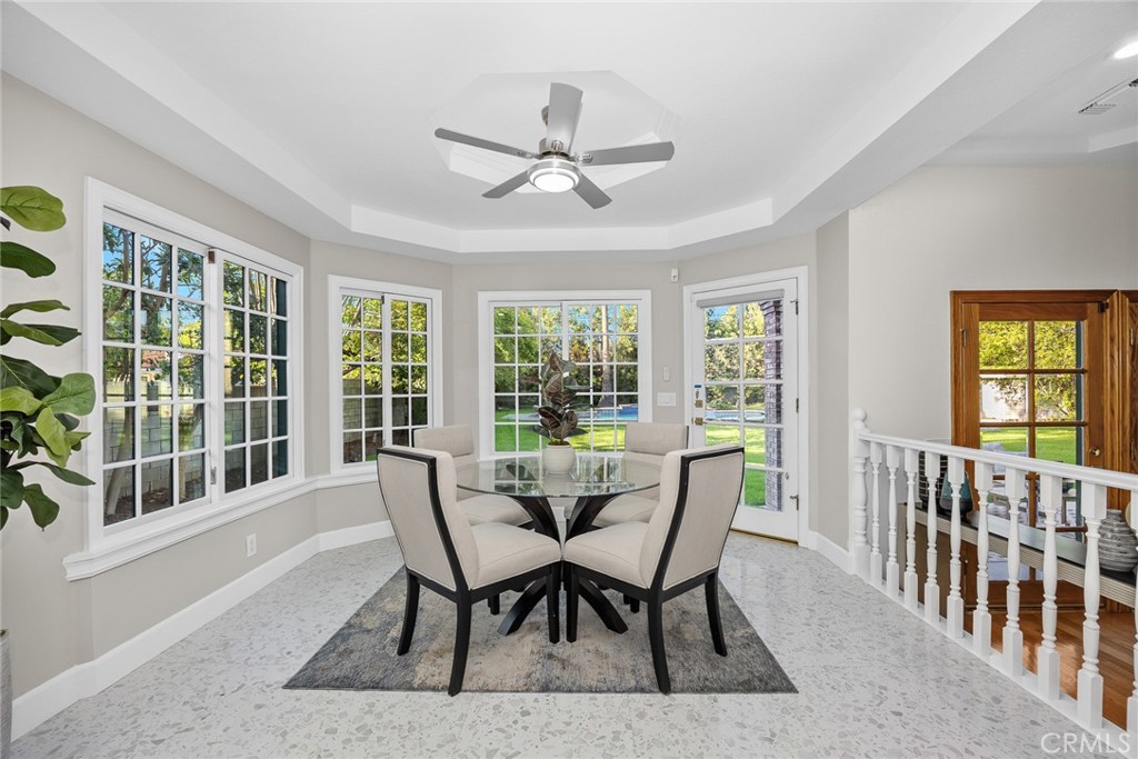 151 E LONGDEN Avenue E